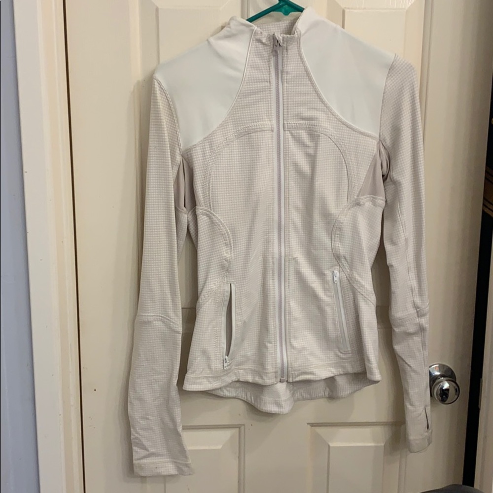White lululemon define jacket size 6